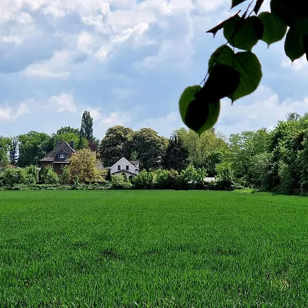 Appartement Fischer Von 1875 - Kuscheliges Im Gruenen Meerbusch