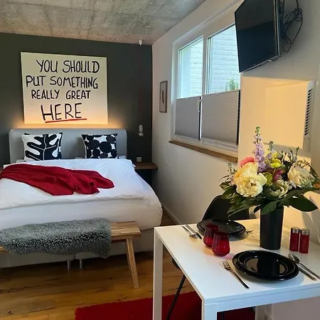 Fischer Von 1875 - Kuscheliges Im Gruenen