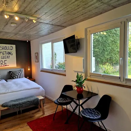 Fischer Von 1875 - Kuscheliges Im Gruenen Appartement Meerbusch