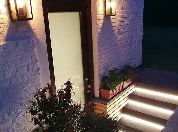 Fischer Von 1875 - Kuscheliges Im Gruenen Appartement